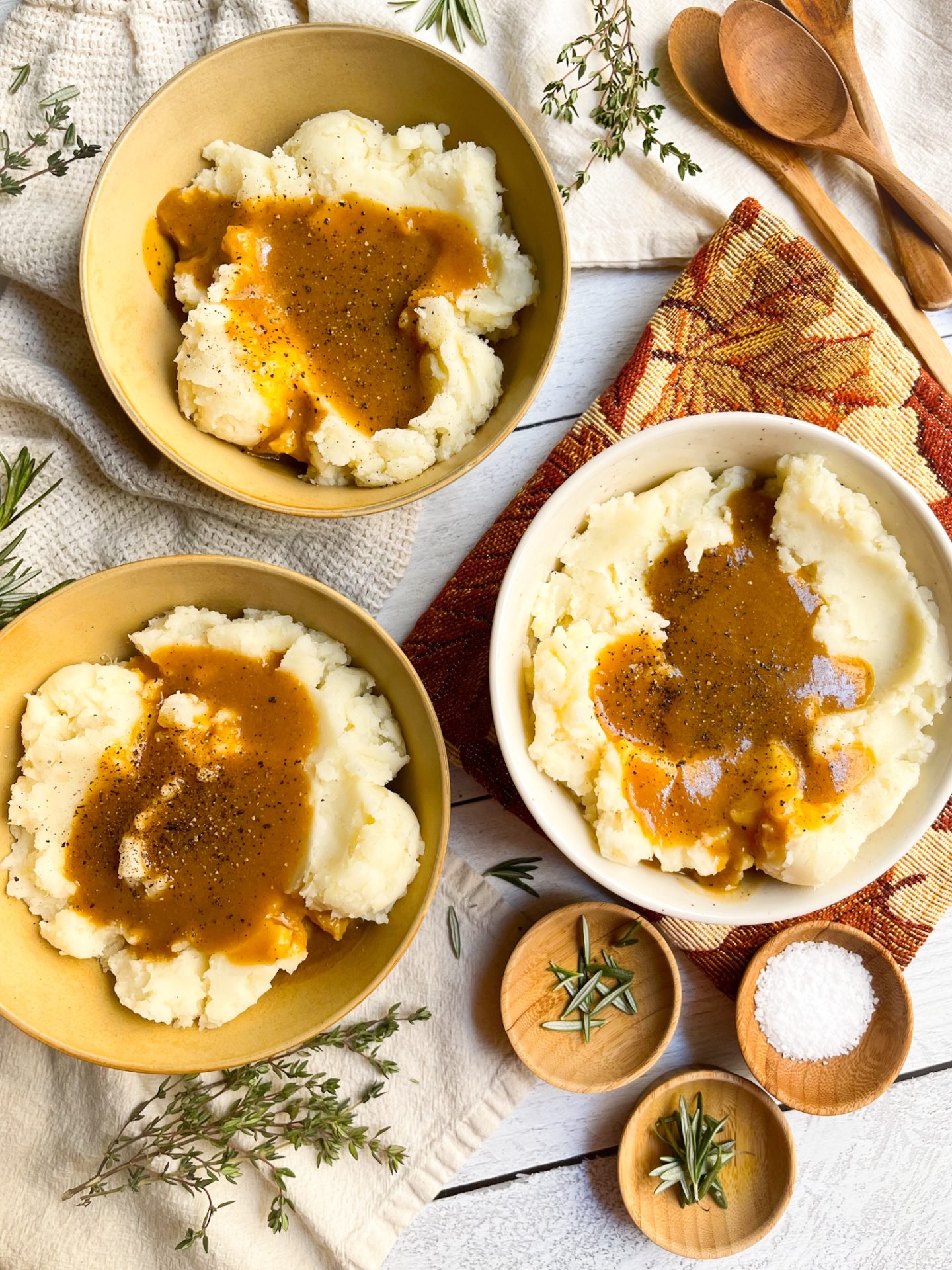 vegan gravy mashed potatoes thanksgiving dinner recipes