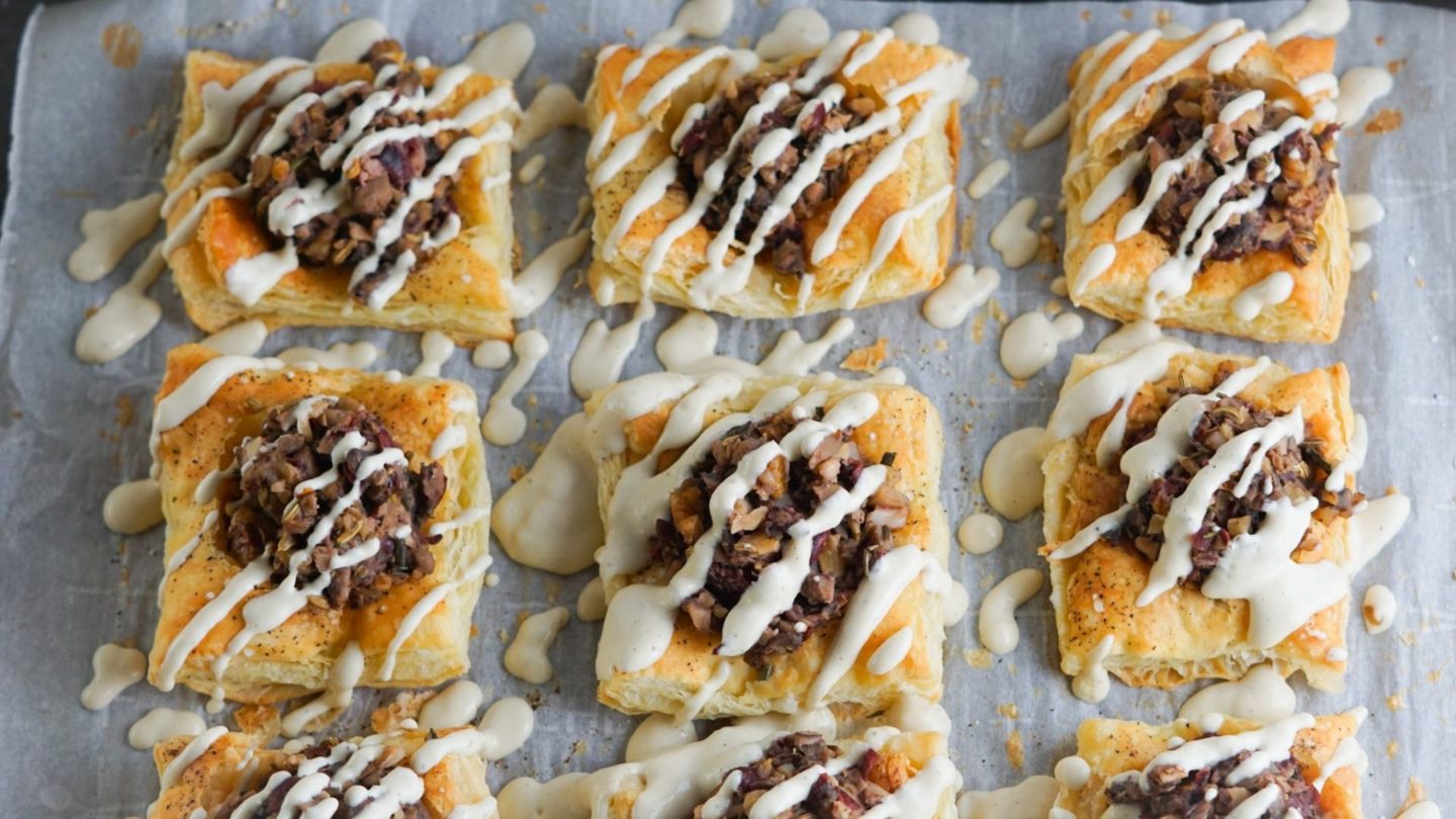 vegan puff pastry with mushrooms and cashew sauce